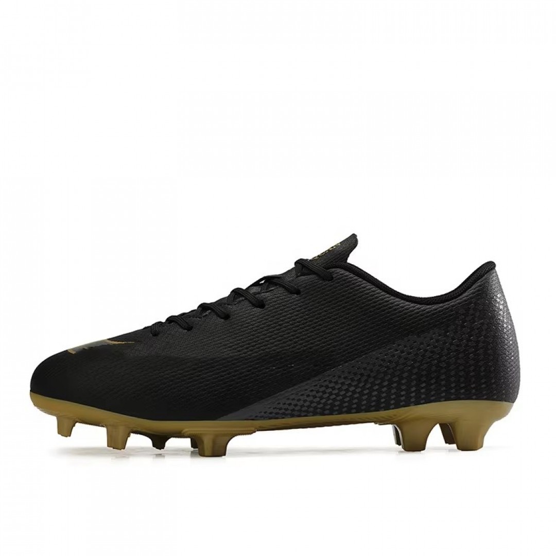 New Football Shoes Men's Children's Kicking Shoe Training Shoes in
