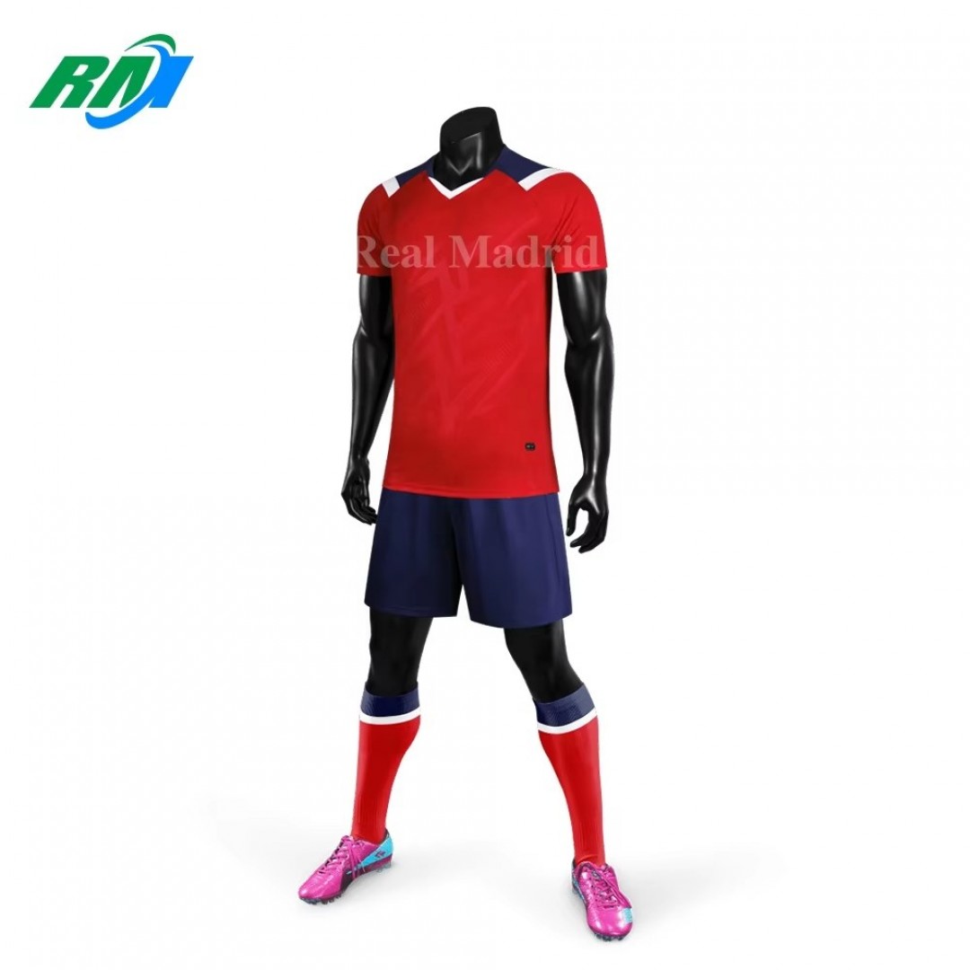 26-27 Latest and most popular sportswear for teenagers, adults, and children's training clothes
